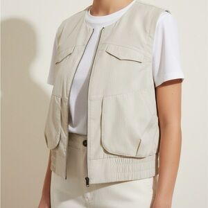 Avia Cream Lightweight Cargo Utility Vest Zip Front Size Small 4-6